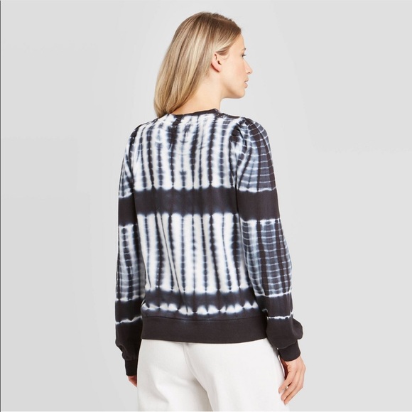 NWOT Women’s puff sleeve crewneck tiedye sweatshirt - Picture 6 of 6